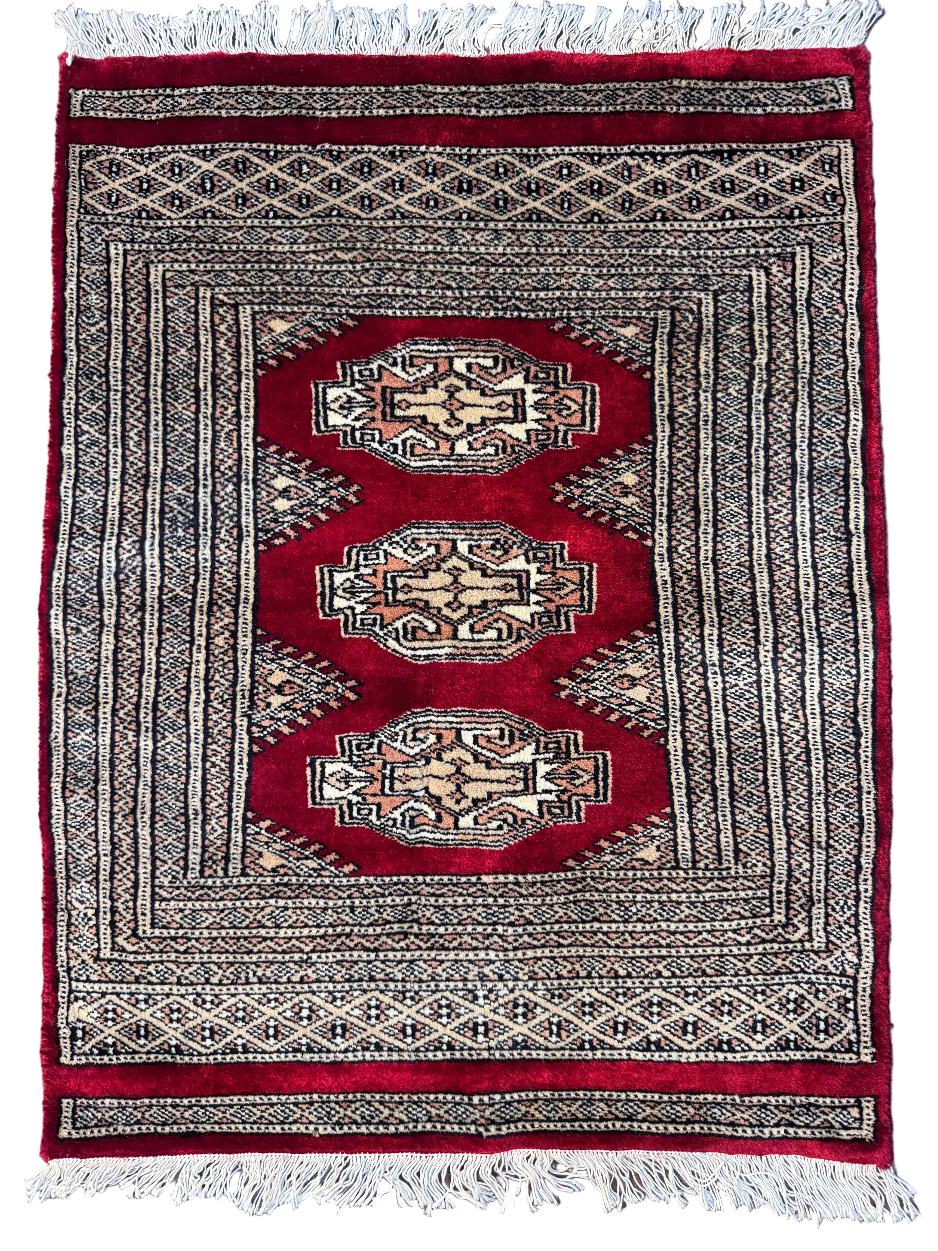 Hand knotted Pakistani Carpet 2 x 3 ft