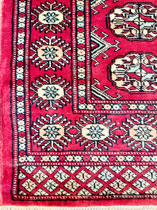 Hand Knotted Traditional Bokhara Rug