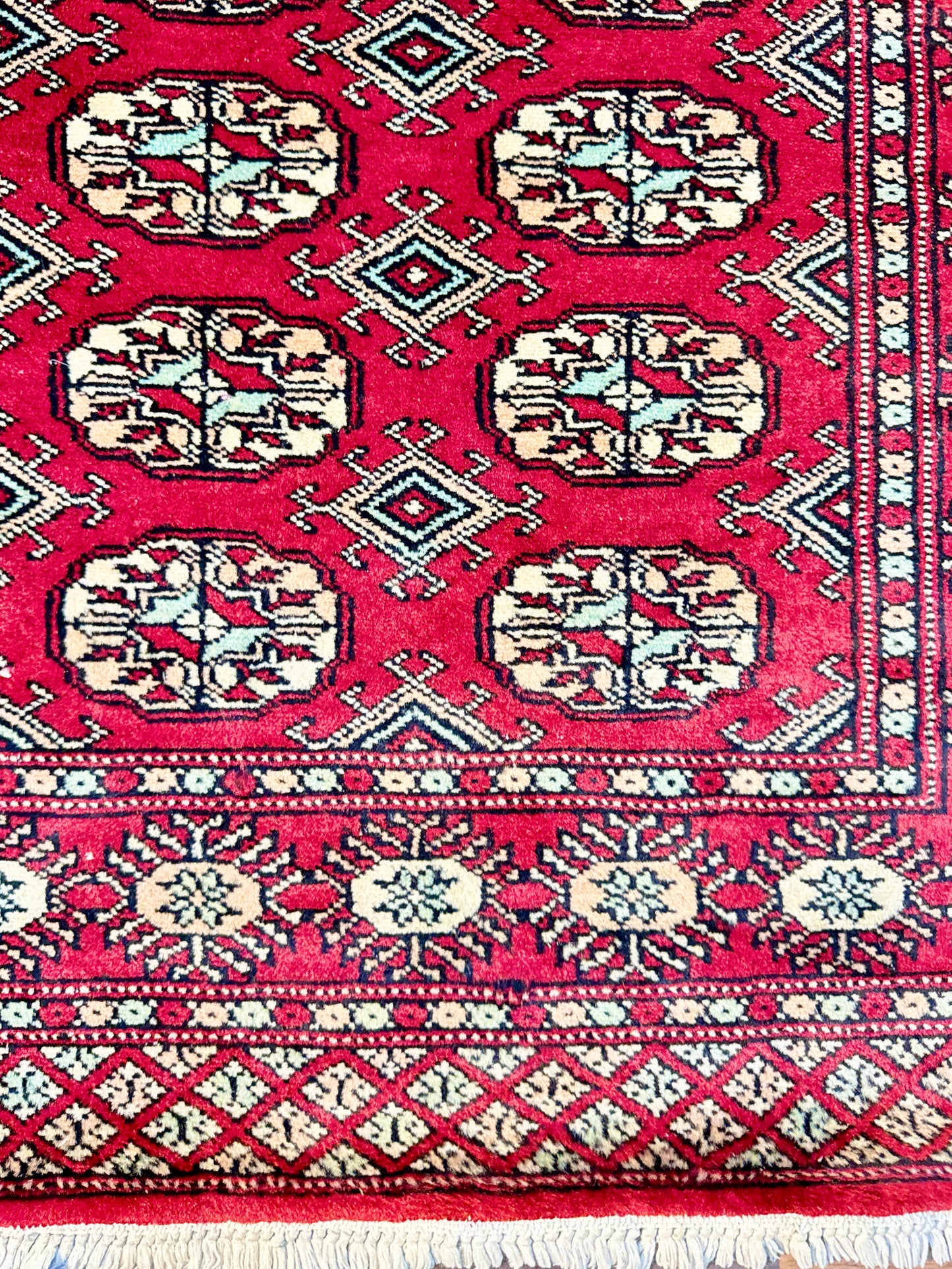 Hand Knotted Traditional Bokhara Rug