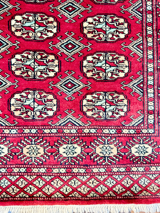 Hand Knotted Traditional Bokhara Rug