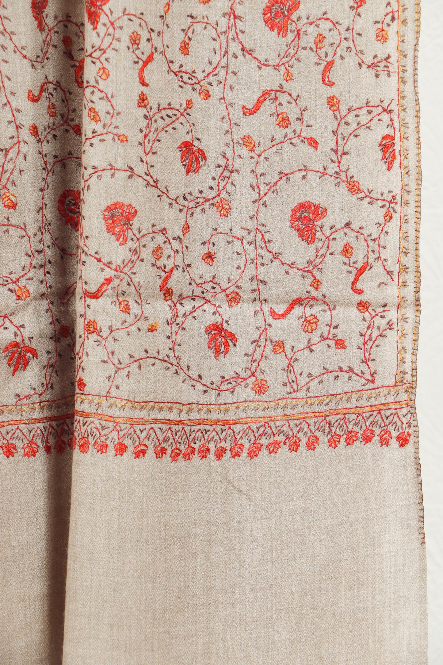 Kashmiri Shawl Sui Work