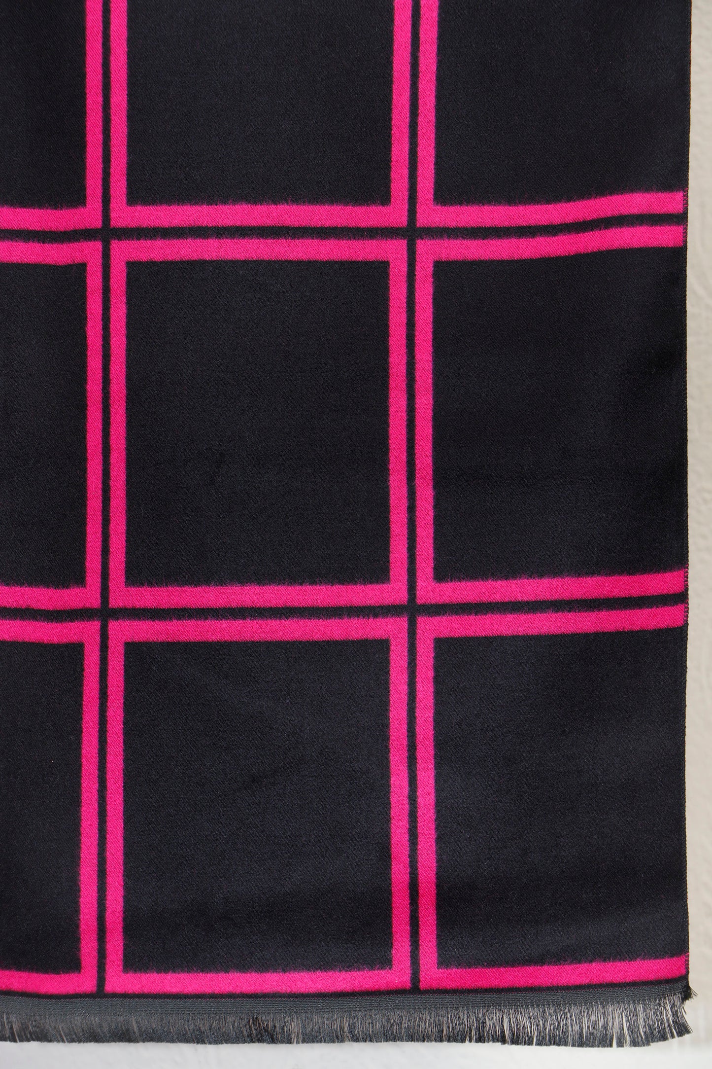 Kashmiri Shawl Sui Work