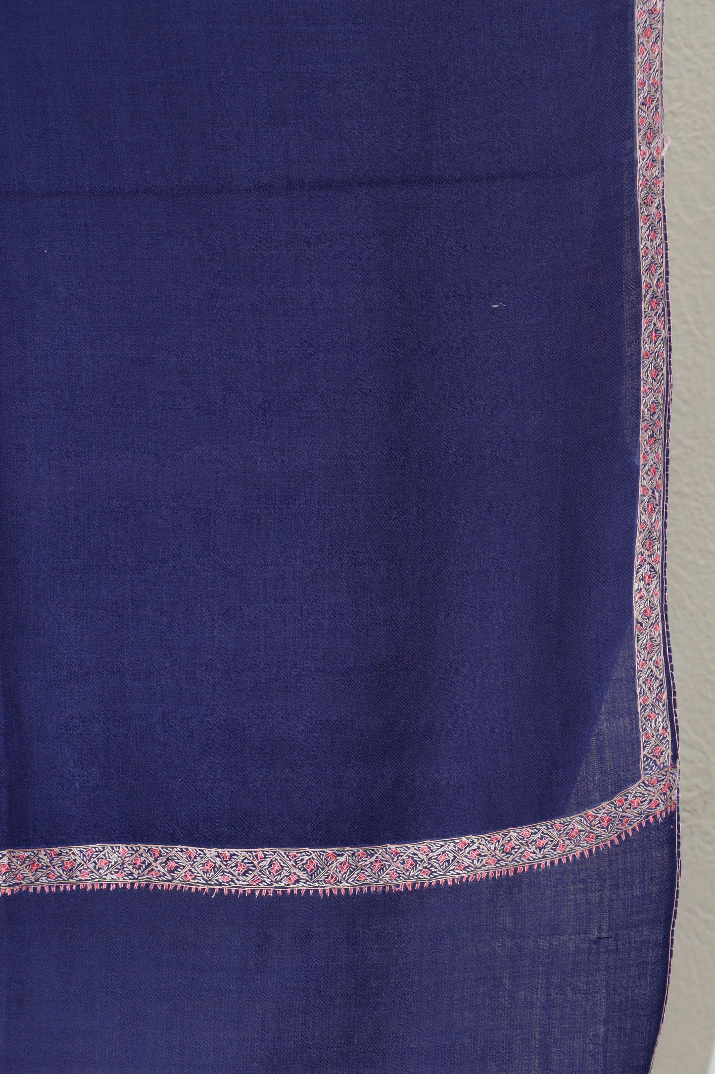 Kashmiri Shawl Sui Work