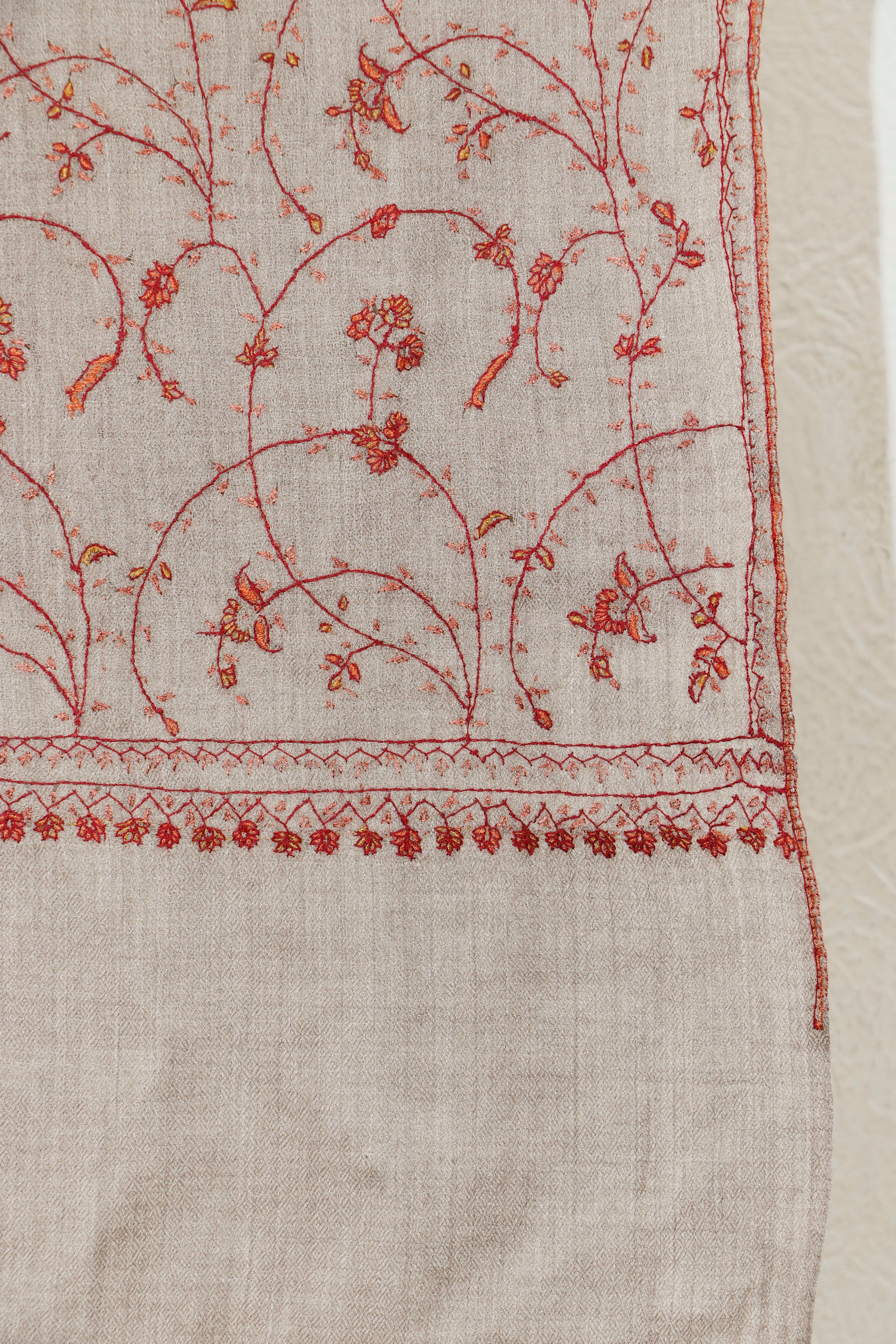 Kashmiri Shawl Sui Work