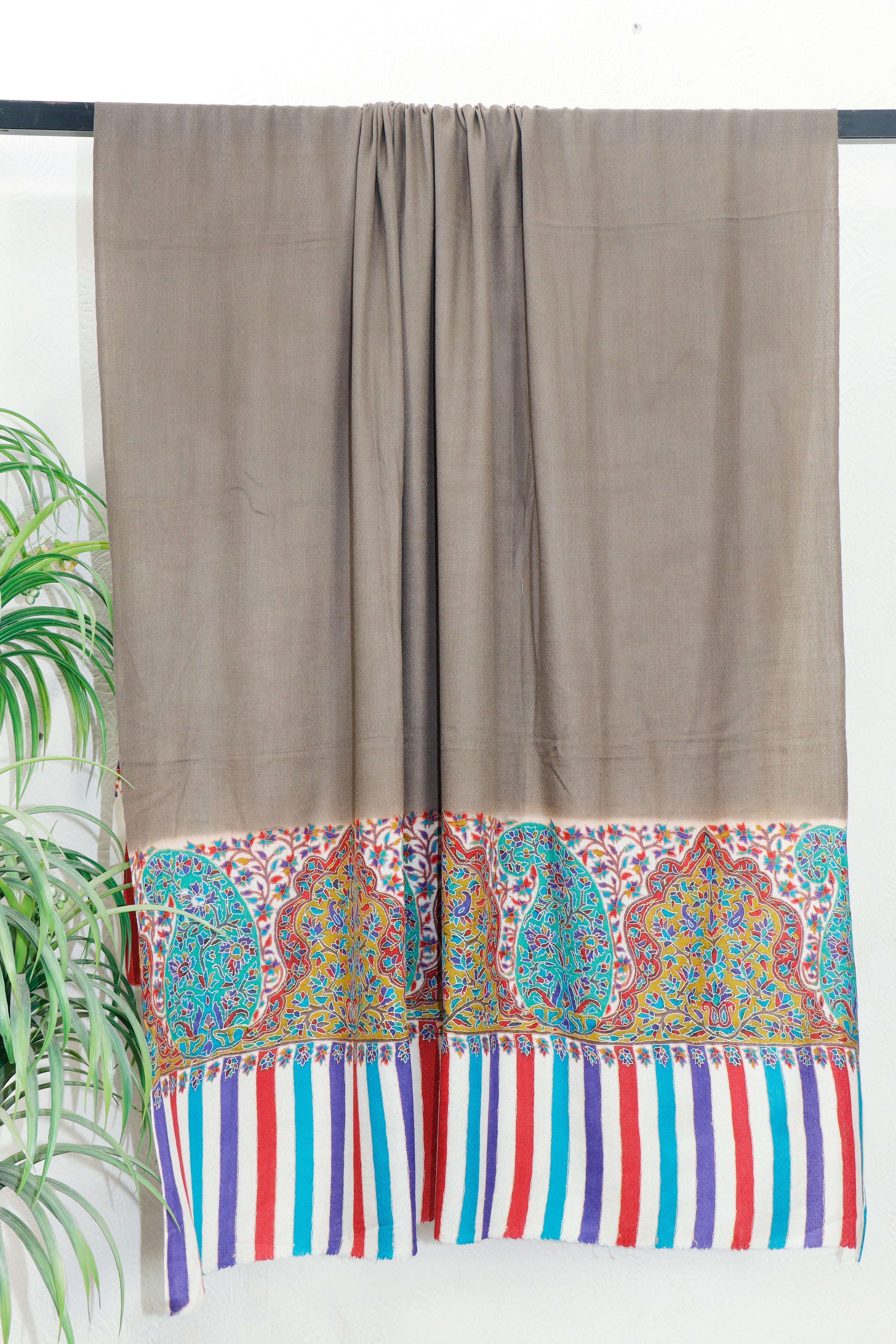 Toosh Border Shawl