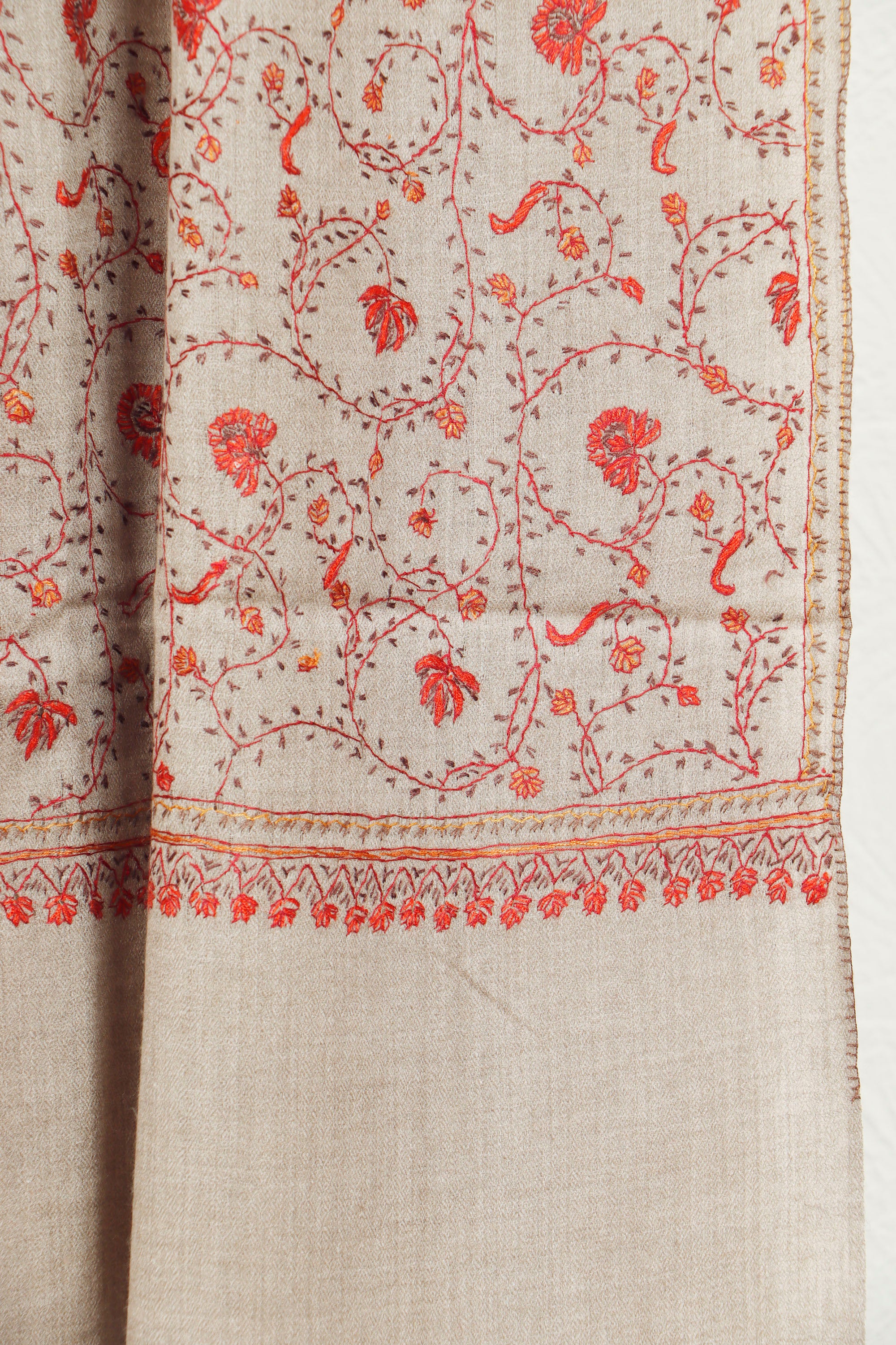 Sui Jaal Toosh Shawl