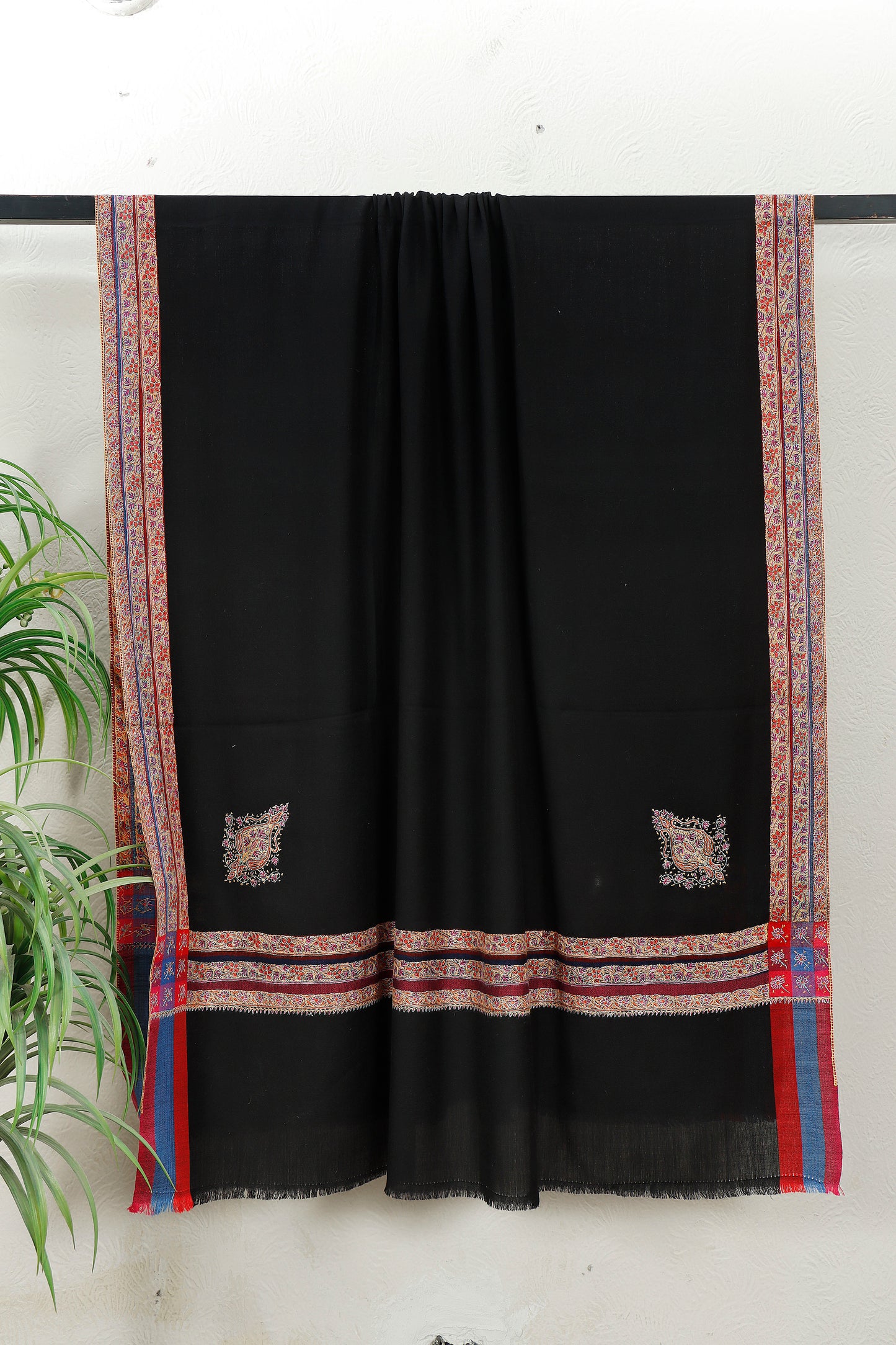 Toosh Border Shawl